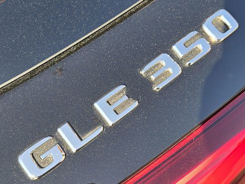 Used 2024 Mercedes-Benz GLE 350 4MATIC image 13