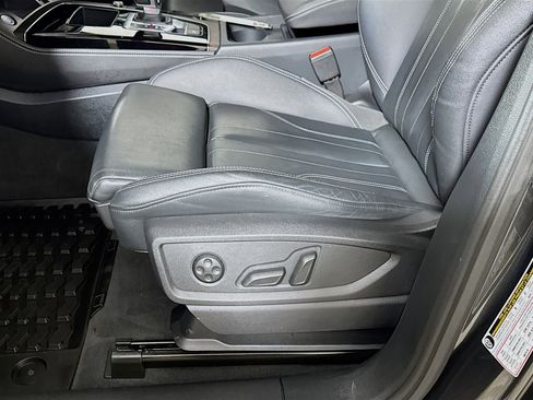 Used 2023 Audi Q5 2.0T Premium Plus w/ Premium Plus Package image 22