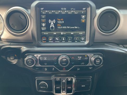 Used 2021 Jeep Wrangler Unlimited Sport image 15