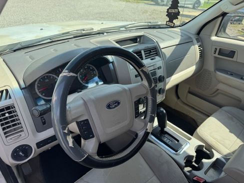 Used 2012 Ford Escape XLT AWD/4WD image 8