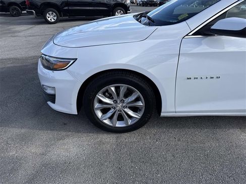 Used 2023 Chevrolet Malibu LT image 31