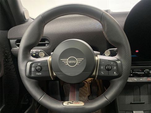 Certified 2025 MINI Cooper S FWD image 15