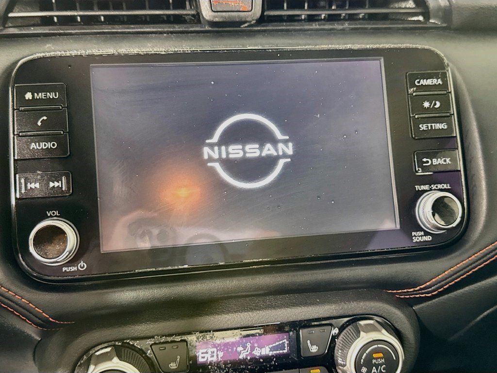Used 2025 Nissan Versa SR FWD image 17