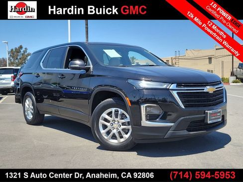 Used 2022 Chevrolet Traverse LS FWD image 1