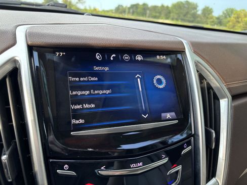 Used 2015 Cadillac SRX Luxury w/ Driver Awareness Package AWD/4WD image 26