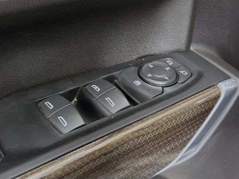 Used 2021 Chevrolet Silverado 1500 LT w/ Bed Protection Package image 21