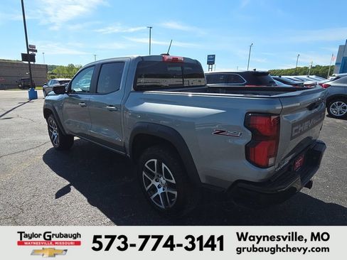 Used 2023 Chevrolet Colorado Z71 w/ Z71 Convenience Package 2 AWD/4WD image 6