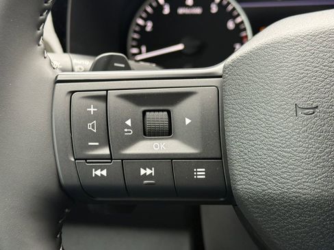 New 2026 Nissan Pathfinder SV image 30