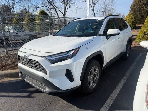 Used 2023 Toyota RAV4 XLE w/ Convenience Package image 1