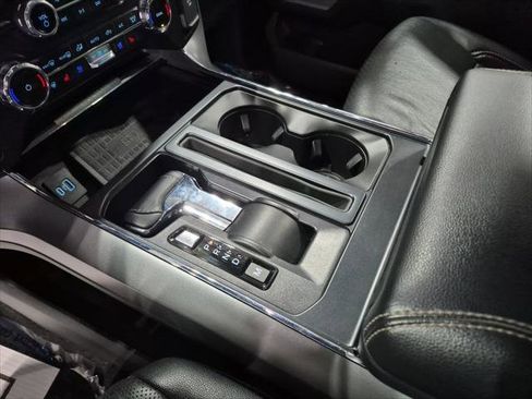 Certified 2022 Ford F150 Lariat w/ Equipment Group 502A High image 23