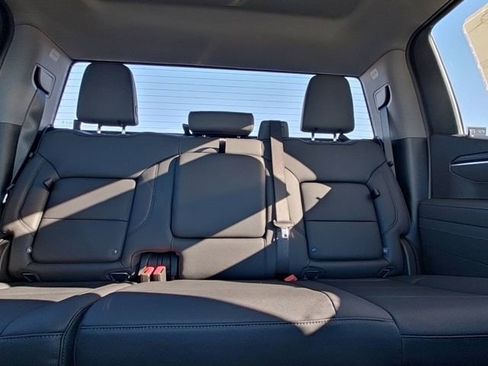 New 2026 GMC Sierra 1500 SLT w/ SLT Premium Package AWD/4WD image 27