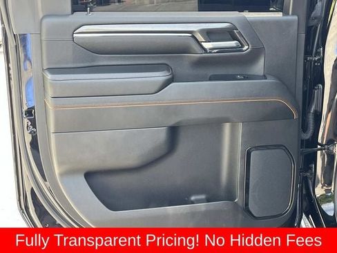 Used 2024 GMC Sierra 2500 AT4 w/ AT4 Premium Plus Package AWD/4WD image 17