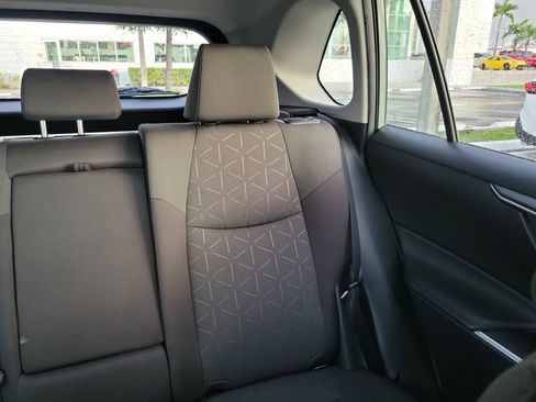 Used 2022 Toyota RAV4 XLE image 22