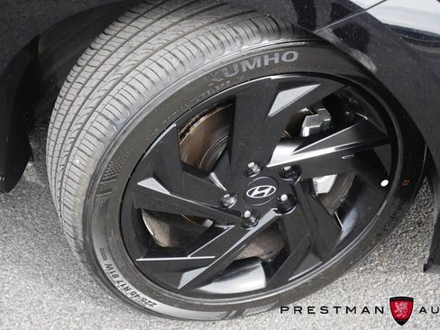 Used 2026 Hyundai Elantra Sport FWD image 2