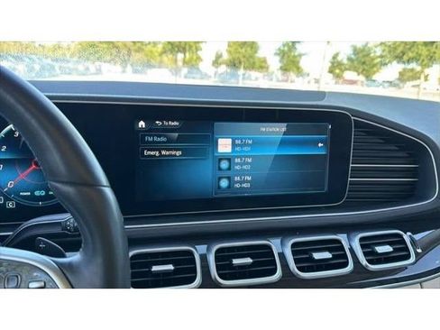 Used 2020 Mercedes-Benz GLS 450 4MATIC image 28