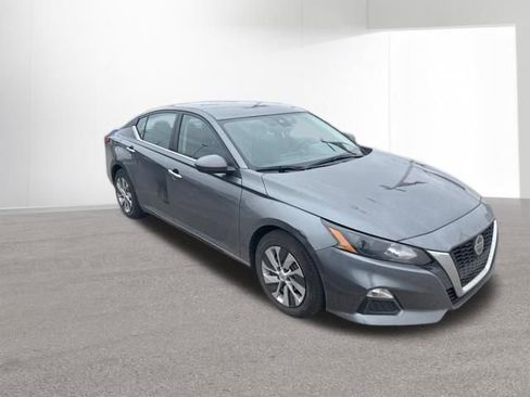 Used 2022 Nissan Altima 2.5 S w/ Driver Assist Package image 4