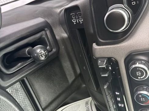 Used 2019 RAM 2500 Tradesman AWD/4WD image 17