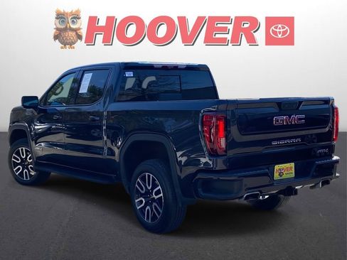 Used 2024 GMC Sierra 1500 AT4 w/ Technology Package image 5