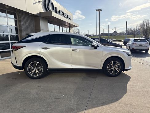 Used 2024 Lexus RX 350 Premium w/ Convenience Package image 13