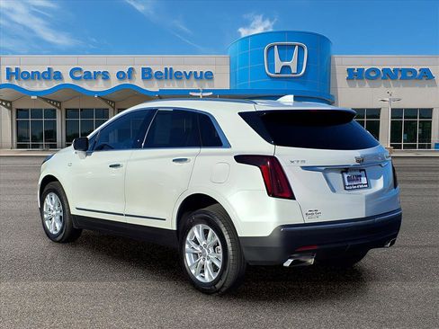 Used 2021 Cadillac XT5 Luxury image 3