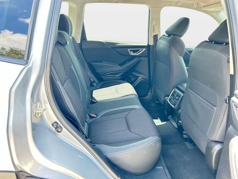 Used 2020 Subaru Forester Premium AWD/4WD image 13