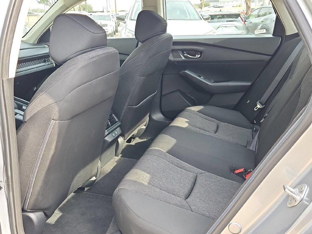 Used 2025 Honda Accord LX image 28