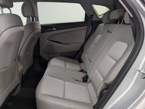 Used 2017 Hyundai Tucson SE image 17