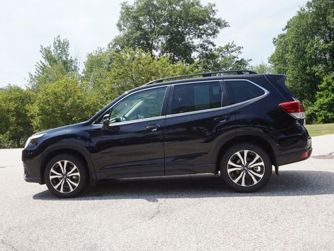 Used 2023 Subaru Forester Limited AWD/4WD image 8