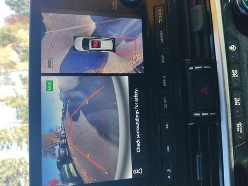 Used 2022 Nissan Pathfinder Platinum w/ Cargo Package image 18