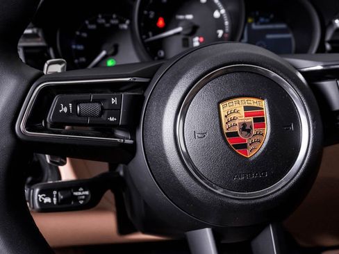 New 2026 Porsche Macan image 20