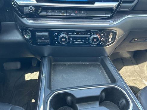 Used 2024 Chevrolet Silverado 2500 LTZ w/ LTZ Premium Package image 15