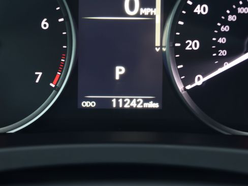 Used 2025 Lexus IS 350 F Sport image 19