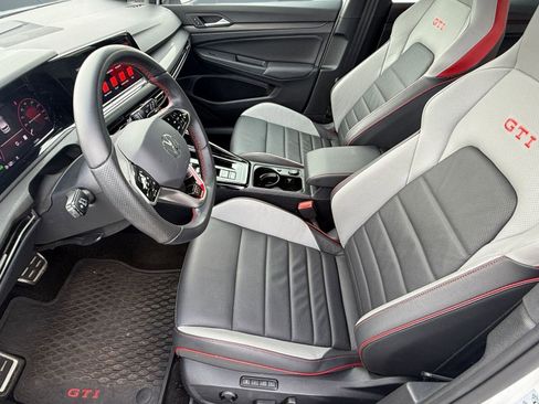 Used 2024 Volkswagen GTI SE image 4
