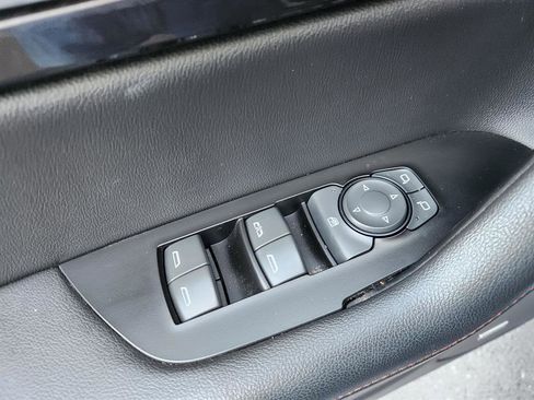 Used 2019 Chevrolet Blazer RS image 29