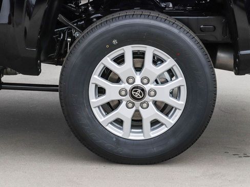 New 2026 Toyota Tacoma SR5 RWD image 9