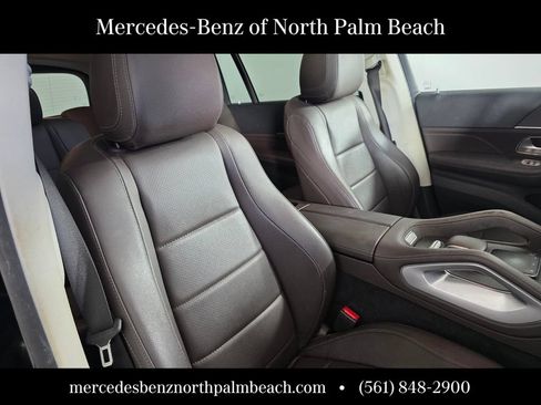 Used 2023 Mercedes-Benz GLS 450 4MATIC image 26