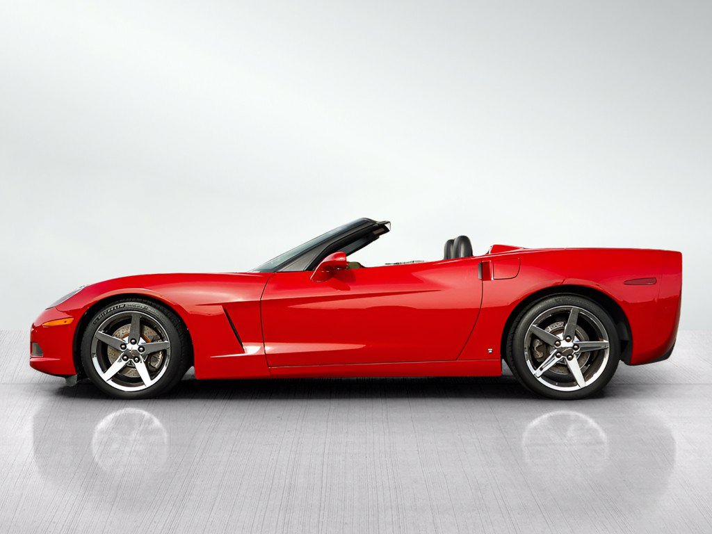 Used 2007 Chevrolet Corvette Convertible w/ Performance Package RWD image 4