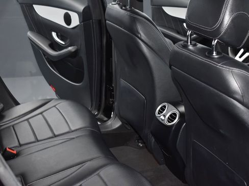 Used 2022 Mercedes-Benz GLC 300 4MATIC image 14