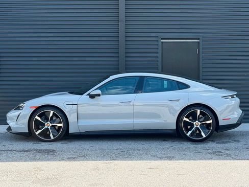 Certified 2022 Porsche Taycan RWD image 2