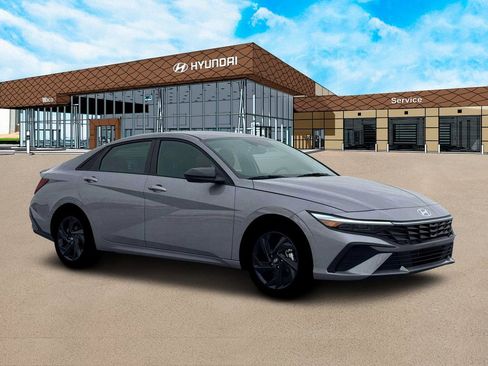 New 2026 Hyundai Elantra Sport image 10