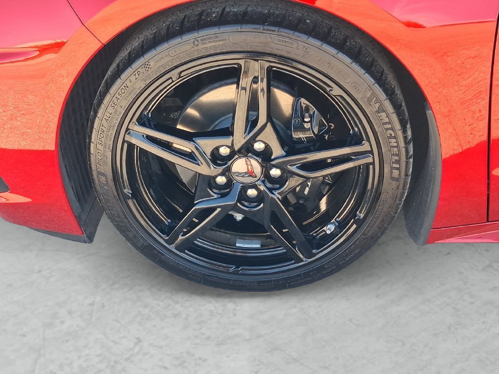 Used 2022 Chevrolet Corvette Stingray Coupe w/ 1LT RWD image 23