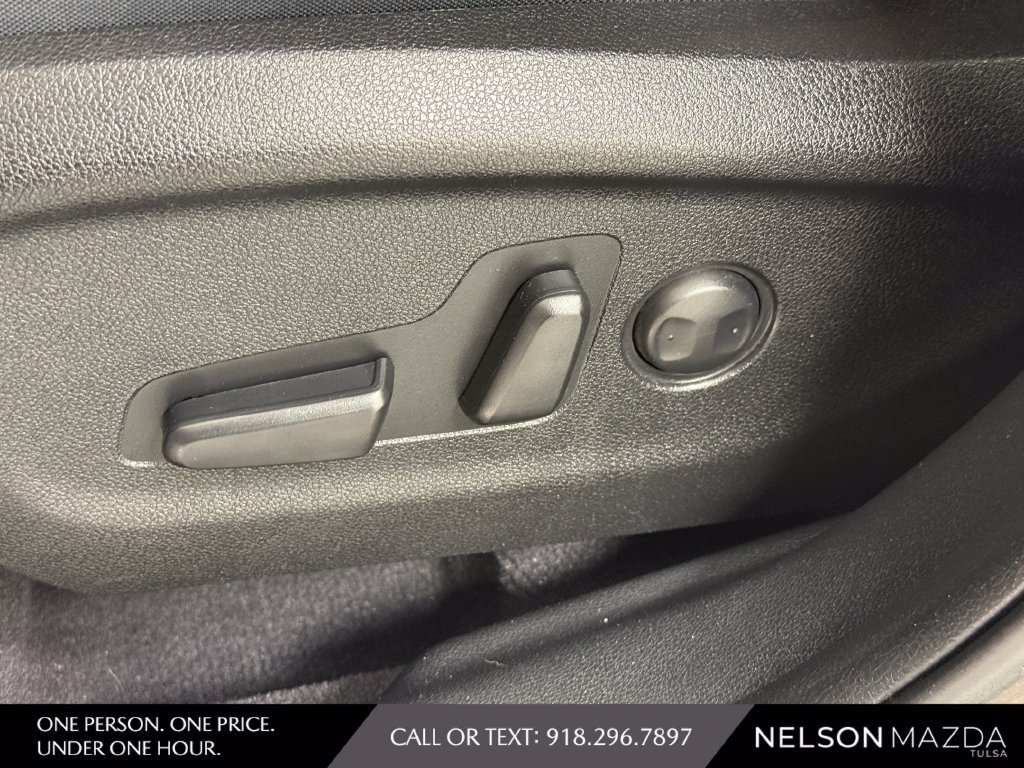 Used 2016 Kia Sorento FWD w/ LX Convenience Package image 21