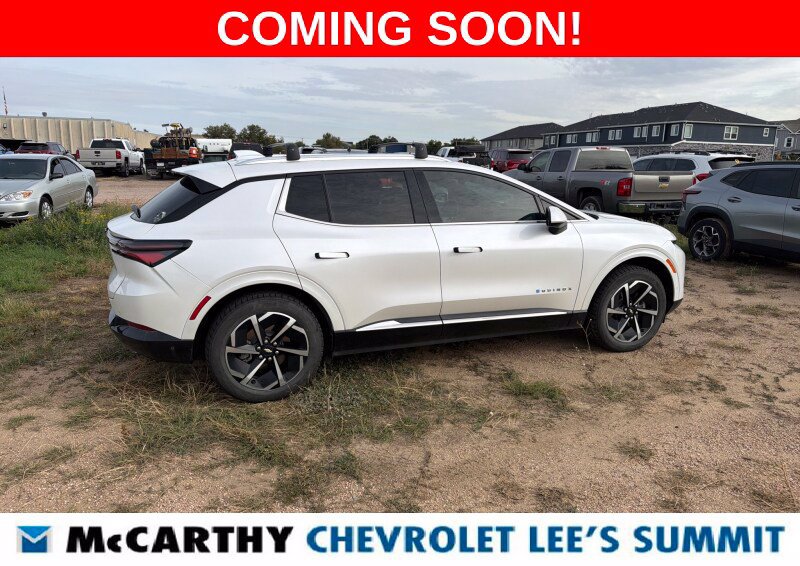 Used 2024 Chevrolet Equinox EV LT w/ Active Safety Package 3 AWD/4WD image 4