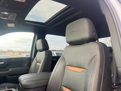 Used 2023 GMC Sierra 2500 AT4 w/ AT4 Preferred Package image 18
