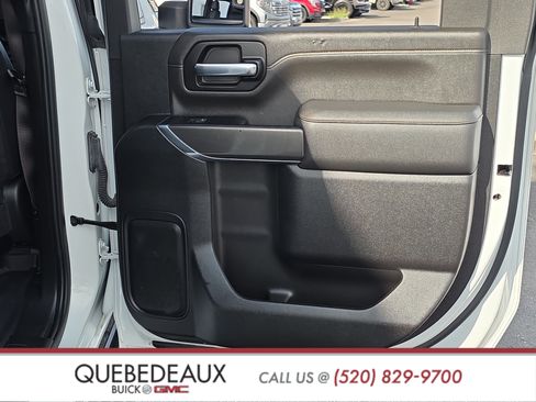 Used 2022 GMC Sierra 2500 AT4 w/ AT4 Premium Plus Package AWD/4WD image 27
