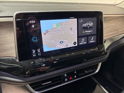 Used 2024 Volkswagen Atlas SEL image 15