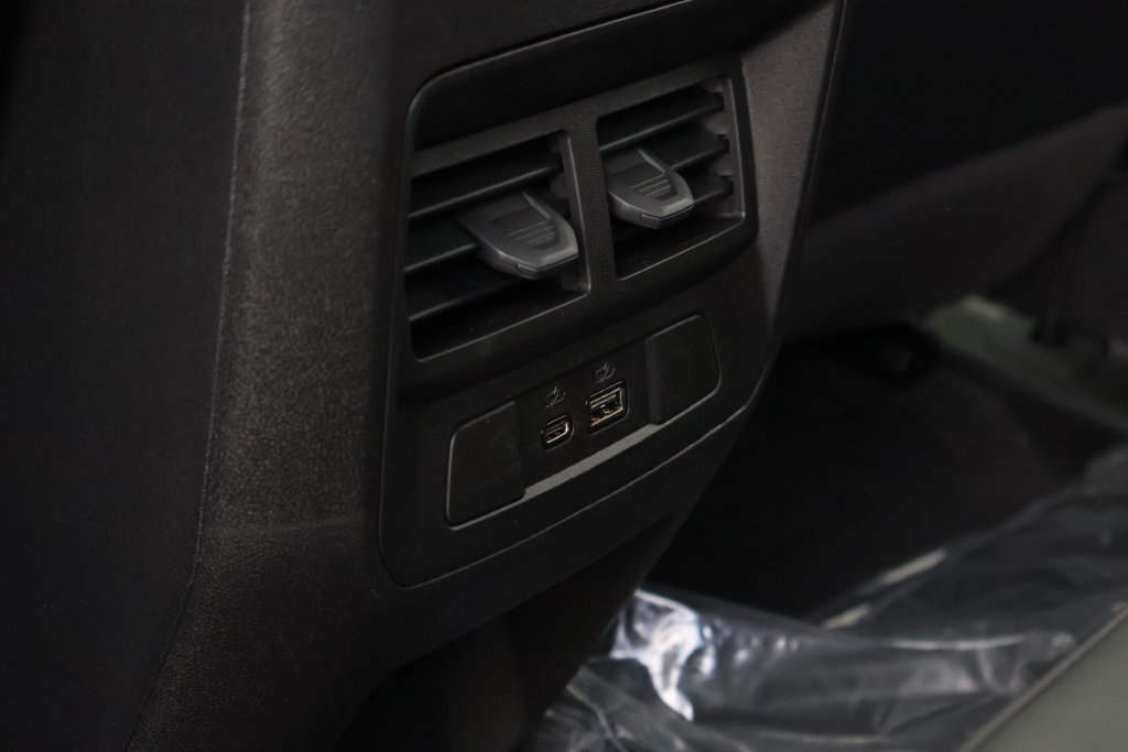 New 2026 Chevrolet Colorado Z71 w/ Midnight Edition AWD/4WD image 42