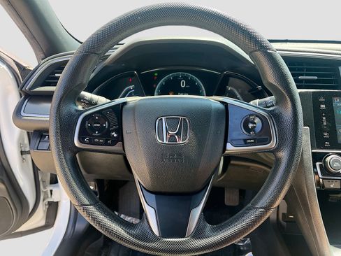 Used 2018 Honda Civic EX image 11