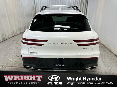 Used 2026 Genesis GV70 3.5T Sport Advanced image 5