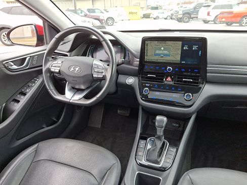 Used 2020 Hyundai Ioniq Limited image 14